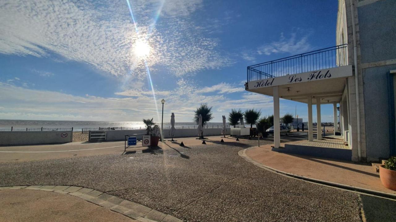 Les pieds dans l’eau - Appartement vue mer Châtelaillon-Plage Extérieur photo